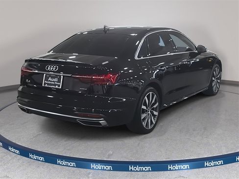 Used 2023 Audi A4 2.0T Premium w/ Convenience Package image 5