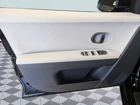 New 2026 Hyundai Ioniq 5 SE AWD/4WD image 10