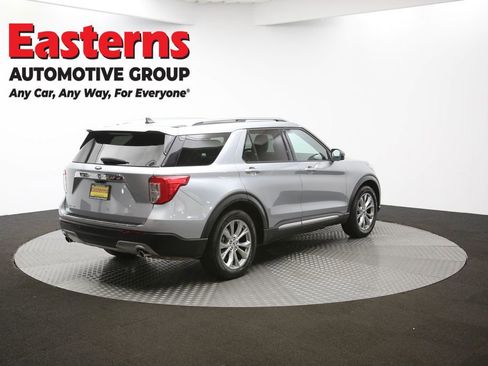 Used 2024 Ford Explorer Limited image 41