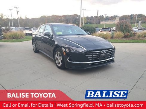 Used 2023 Hyundai Sonata SE image 1