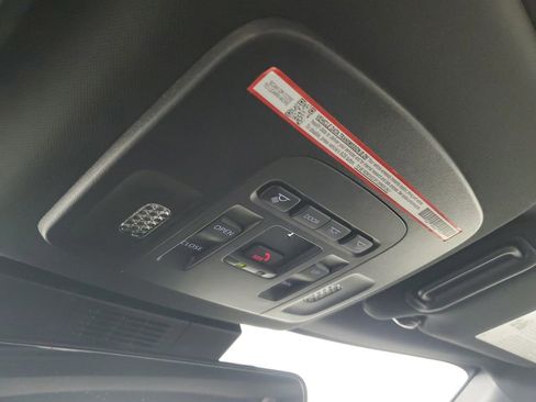 Used 2025 Toyota Camry SE w/ Multimedia Upgrade Package image 33