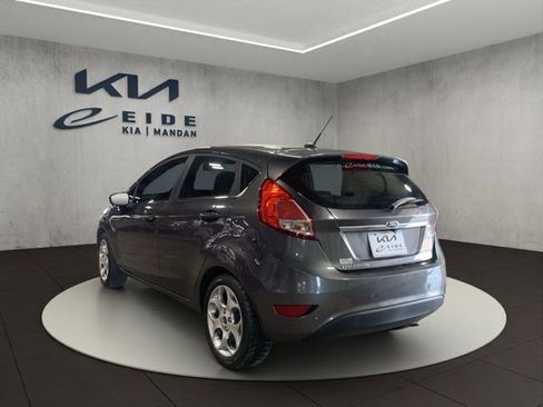 Used 2015 Ford Fiesta Titanium FWD image 4