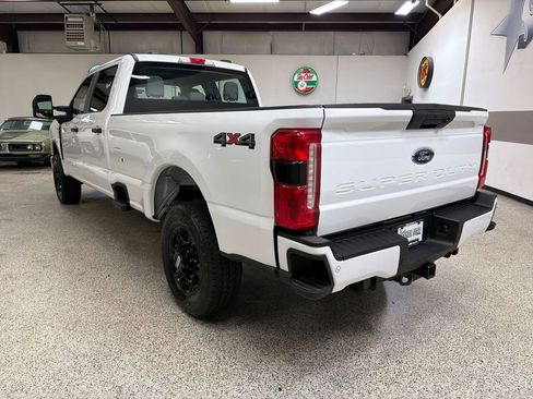 Used 2023 Ford F250 XL w/ STX Appearance Package AWD/4WD image 5