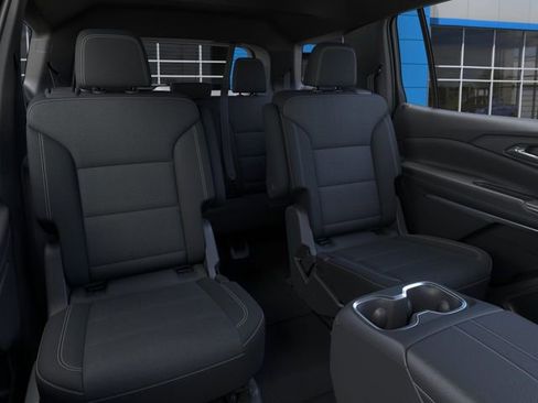 New 2026 Chevrolet Traverse LT w/ Sun and Wheel Package FWD image 17