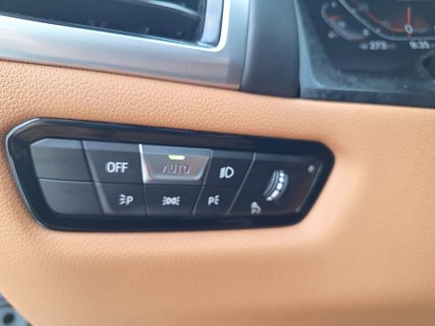 Used 2022 BMW 840i Convertible image 34