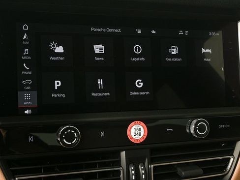 Certified 2025 Porsche Macan AWD image 16