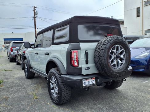 Used 2023 Ford Bronco Badlands AWD/4WD image 3