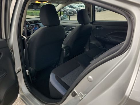 Used 2025 Nissan Versa SV FWD image 8