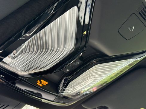 Used 2025 BMW 430i Coupe w/ Premium Package image 21