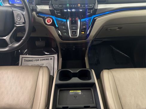 Used 2023 Honda Odyssey Elite image 38