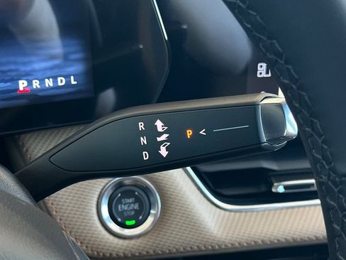 New 2026 Chevrolet Equinox ACTIV AWD/4WD image 22