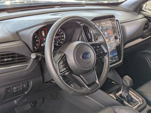 Used 2025 Subaru Forester Limited image 13