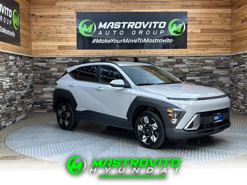 Used 2024 Hyundai Kona SEL AWD/4WD image 1