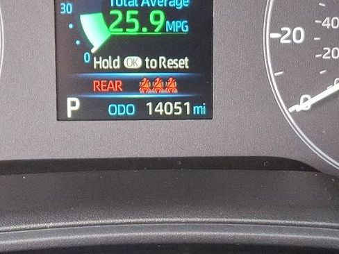 Certified 2025 Toyota Corolla LE image 15