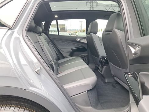 New 2025 Volkswagen ID.4 Pro S image 15
