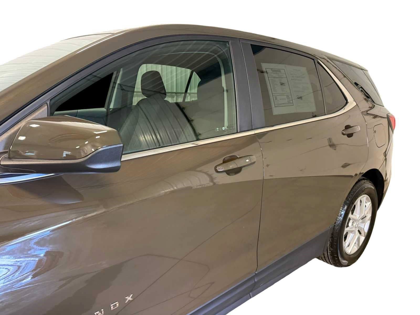 Used 2024 Chevrolet Equinox LT FWD image 7