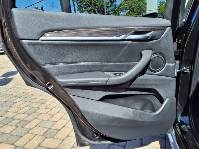 Used 2017 BMW X1 sDrive28i FWD image 12