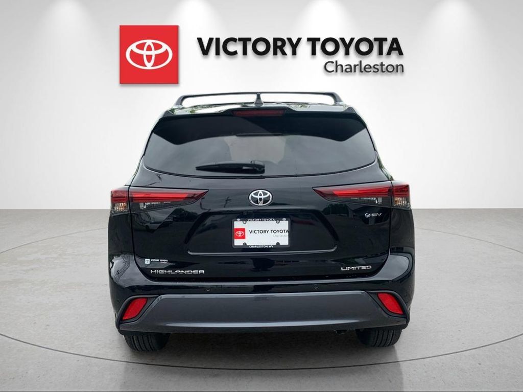 New 2026 Toyota Highlander Limited AWD/4WD image 4