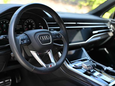 Used 2023 Audi SQ7 Prestige AWD/4WD image 17