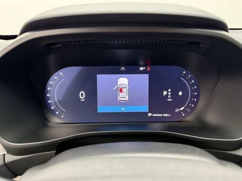 New 2026 Volvo XC40 B5 Ultra w/ Protection Package Premier image 17