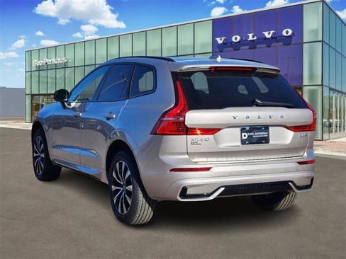 New 2025 Volvo XC60 B5 Core w/ Protection Package Premier image 26