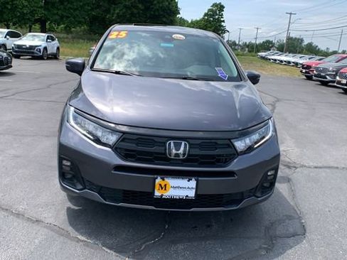 Used 2025 Honda Odyssey EX-L image 8