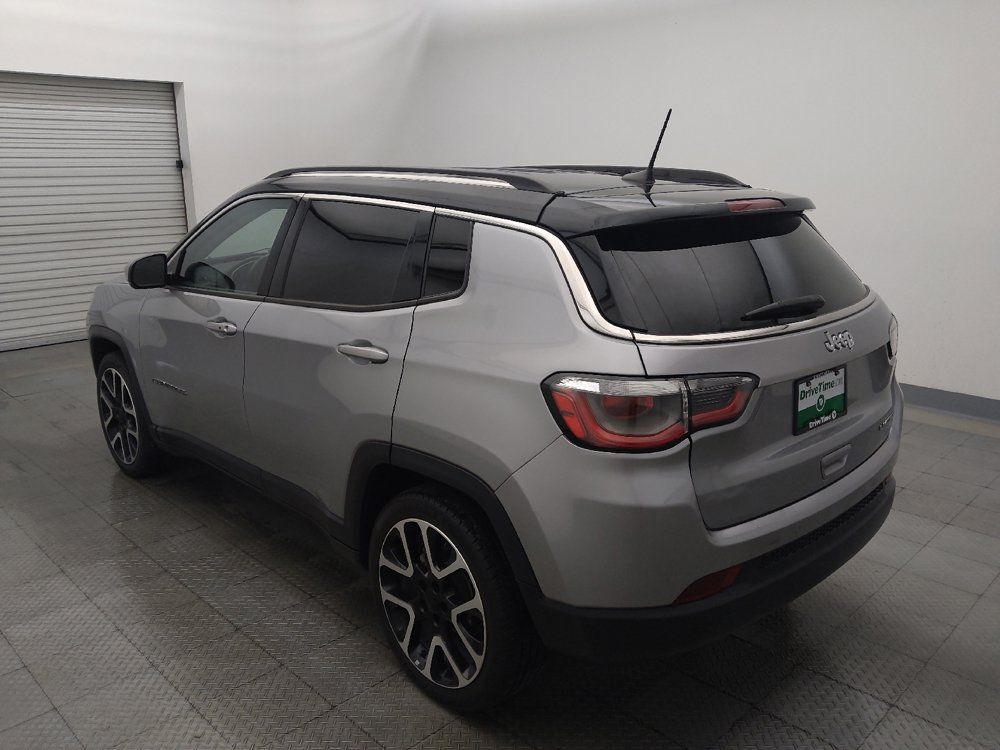 Used 2021 Jeep Compass Limited w/ Elite Exterior Group FWD image 5