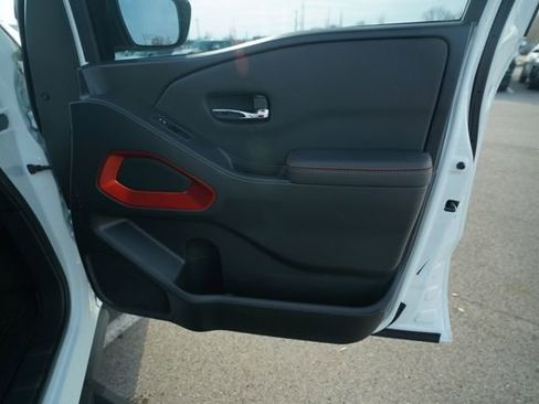 Used 2024 Nissan Frontier PRO-4X w/ Technology Package image 20