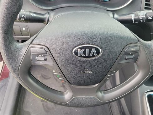 Used 2017 Kia Forte LX image 20