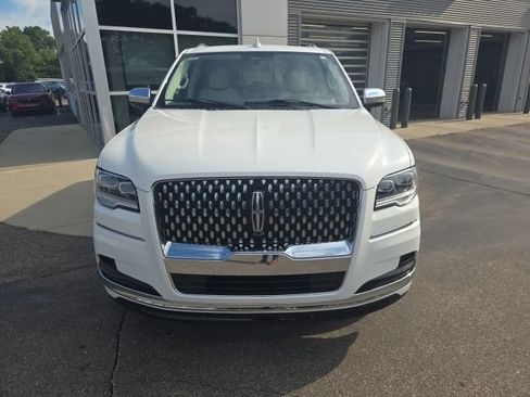 Certified 2022 Lincoln Navigator Black Label AWD/4WD image 14