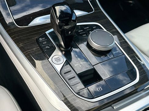 Used 2023 BMW X5 xDrive40i image 17