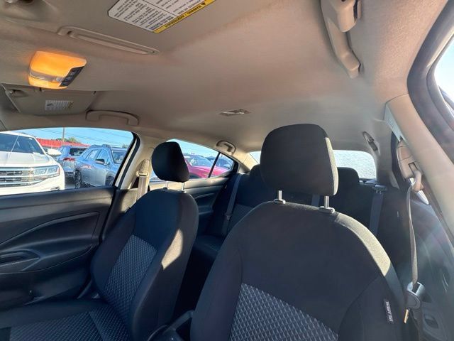 Used 2021 Nissan Versa S FWD image 15