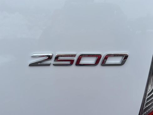 Used 2022 Mercedes-Benz Sprinter 2500 image 10