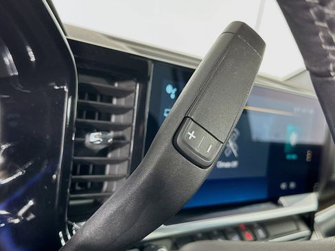 Used 2022 Chevrolet Silverado 1500 LT image 24