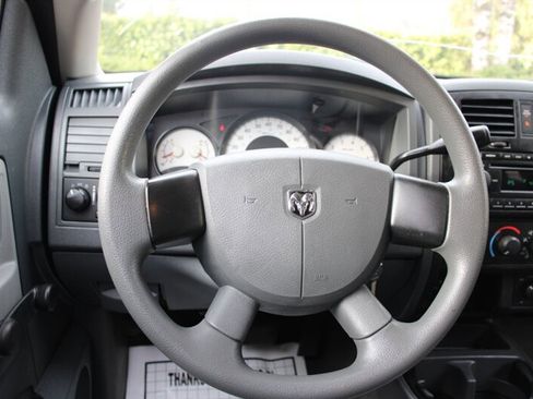 Used 2005 Dodge Dakota ST image 17