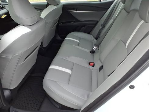 New 2026 Toyota Camry SE image 5