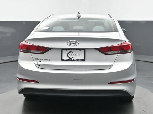 Used 2018 Hyundai Elantra SEL image 5