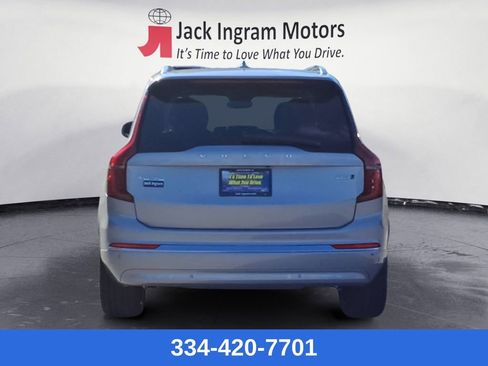 Certified 2025 Volvo XC90 B5 Plus image 4