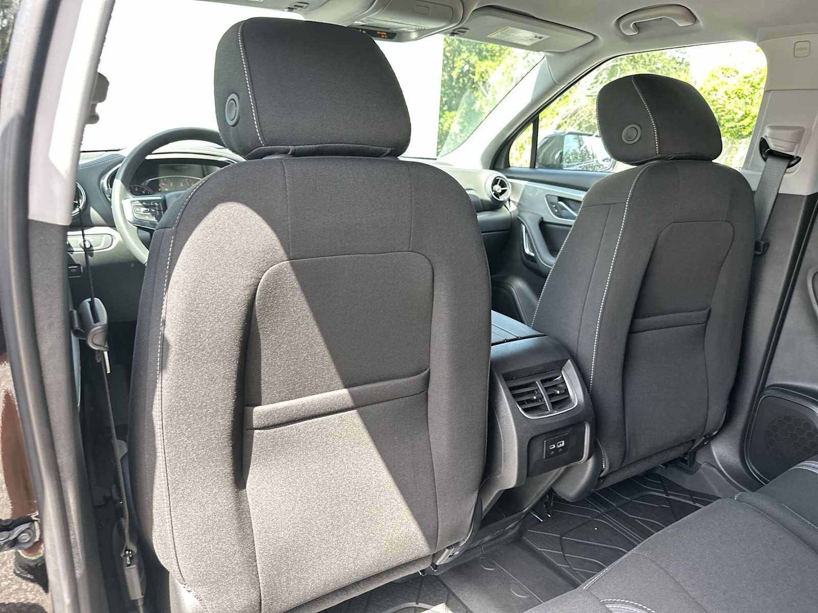 New 2026 Chevrolet Blazer LT w/ LPO, Floor Liner Package FWD image 16