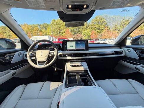 New 2026 Lincoln Aviator Reserve image 10