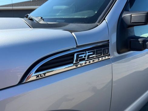 Used 2015 Ford F250 XLT AWD/4WD image 10