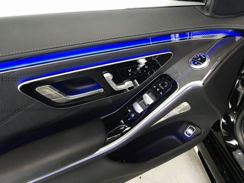 Used 2025 Mercedes-Benz S 63 AMG S image 6
