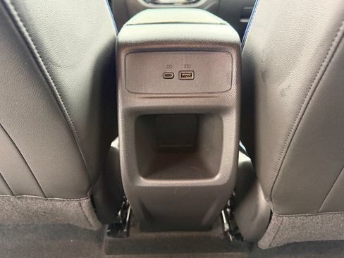 Used 2024 Buick Envista Sport Touring w/ Convenience I Package FWD image 33