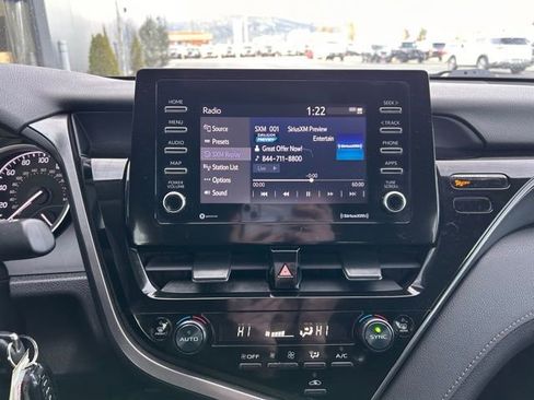 Used 2022 Toyota Camry LE image 13