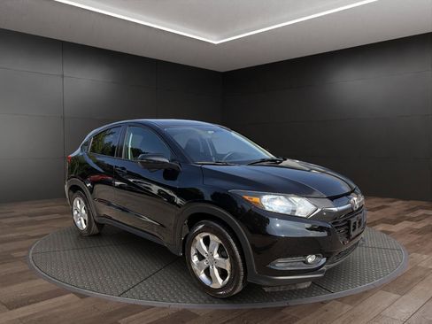 Used 2016 Honda HR-V EX image 2
