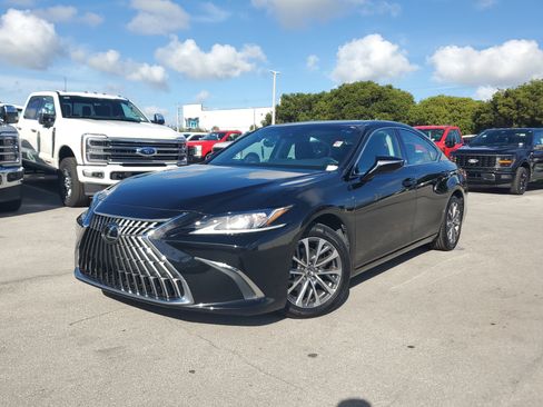 Used 2023 Lexus ES 350 image 32