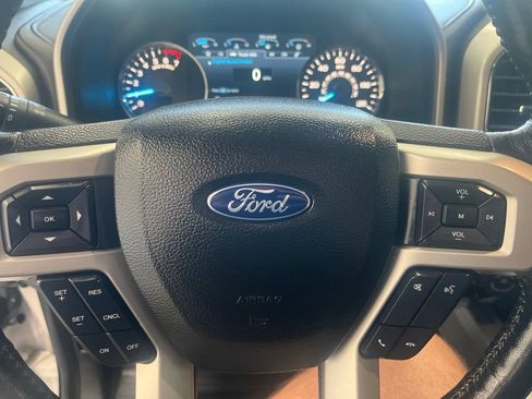 Used 2019 Ford F150 Lariat AWD/4WD image 18