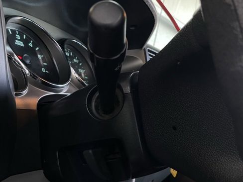 Used 2010 Chevrolet Silverado 2500 W/T image 21