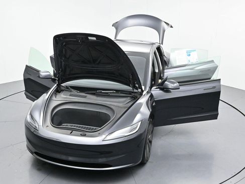 Used 2025 Tesla Model 3 Long Range RWD image 41