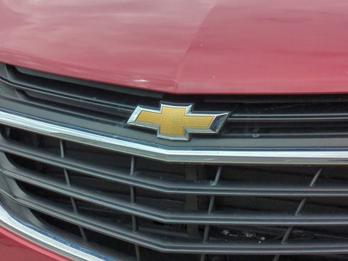 Used 2019 Chevrolet Equinox LT w/ Driver Convenience Package FWD image 14